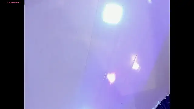 nikkibounce - Nikkibounce's free webcam - UK Sex Cams