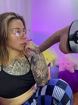 _antonella_dreamss webcam