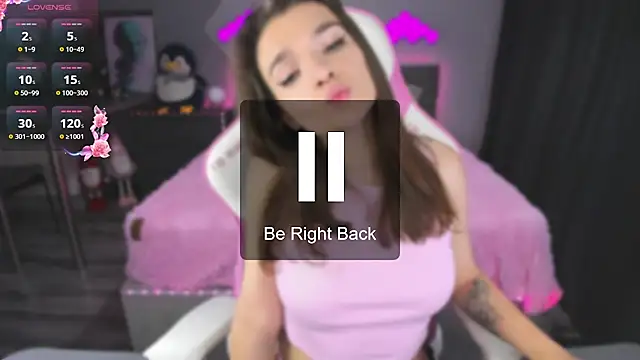 Maggie_Moore webcam