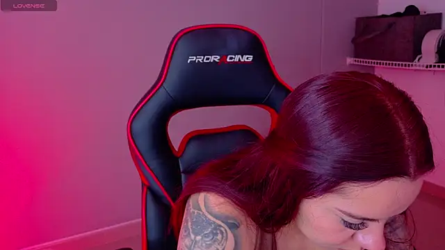 samantha_tattu webcam