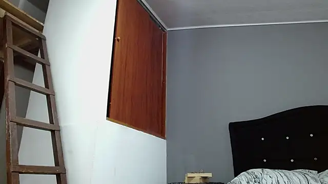 Emilia_1995 webcam
