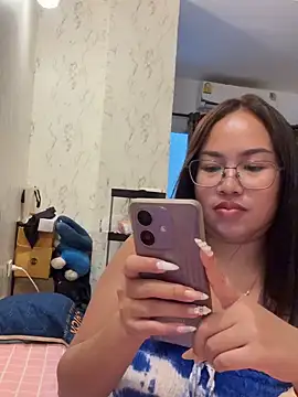 Ponthip webcam