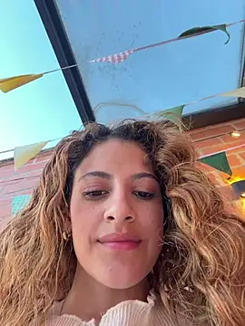 alana15 webcam