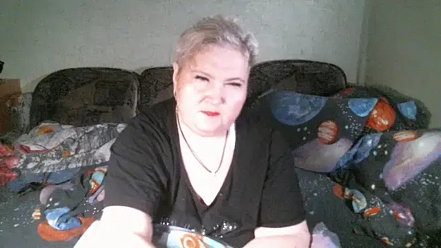 Lana555 live cam on StripChat