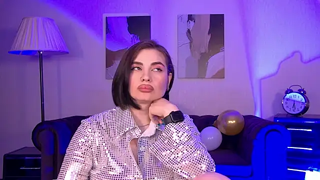 AdrianaToress live cam on StripChat