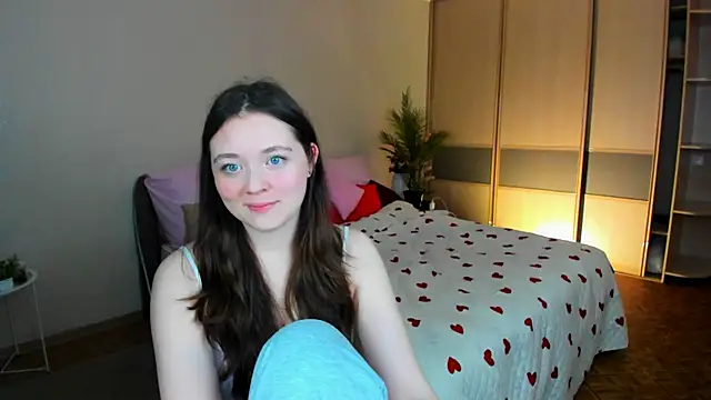 AlluringLookk webcam
