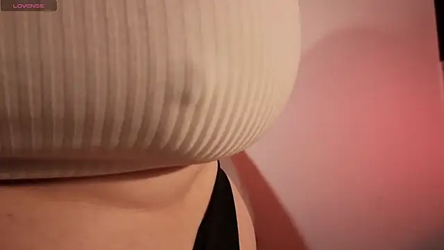 Mia_Franklyn webcam