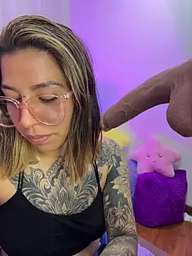 _antonella_dreamss webcam