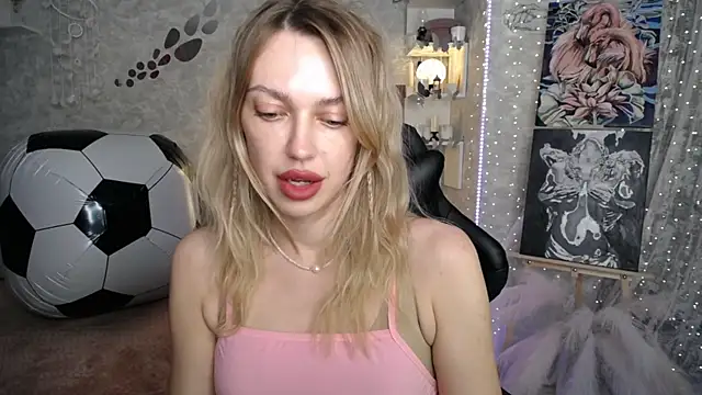 NickyAdamidi webcam
