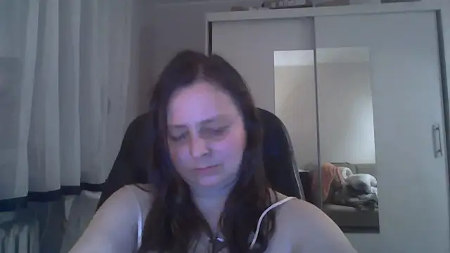 TaylorLovely webcam