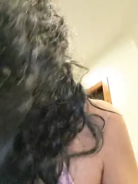 Sposini69 live cam on StripChat