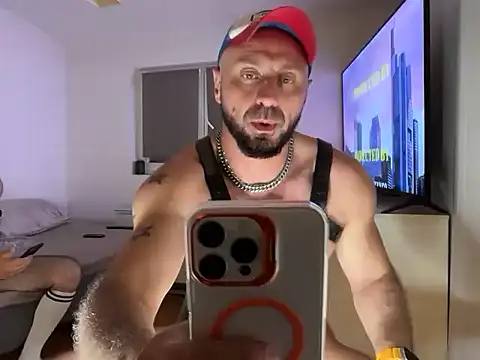 alekandrobg live cam on StripChat