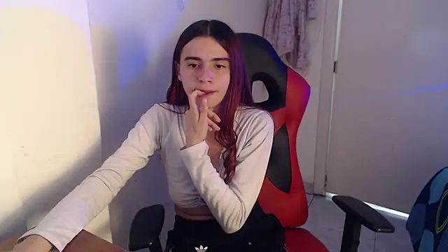 maximesex - Maximesex's free webcam - UK Sex Cams