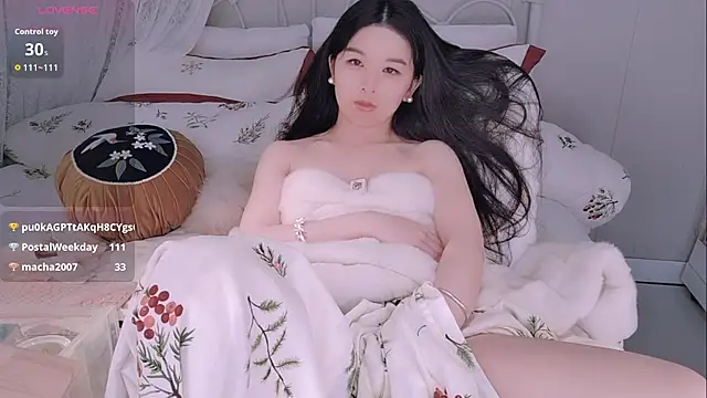 binglin- (Ask my age) - #asian #asian-foot-fetish #black-hair #cam2cam #chinese #cosplay #deluxe-cam2cam #foot-fetish #hd #interactive-toys #lovense #nylon #petite #petite-asian #small-audience #student #topless #topless-asian #upskirt