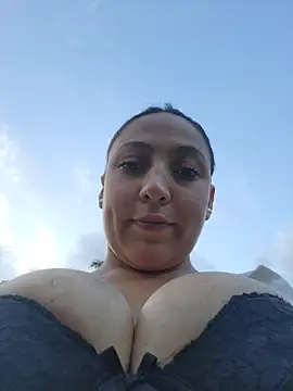 VickyHoult webcam