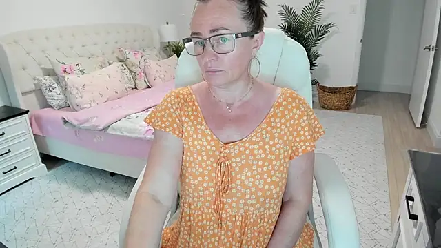 Vika73 webcam