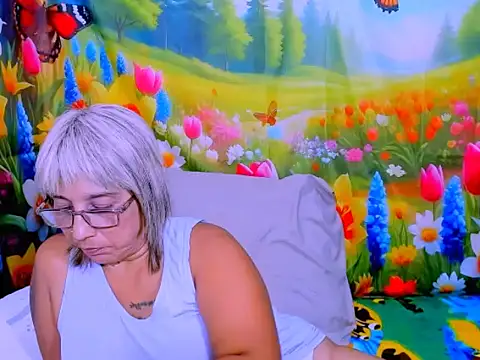 indianroxy webcam