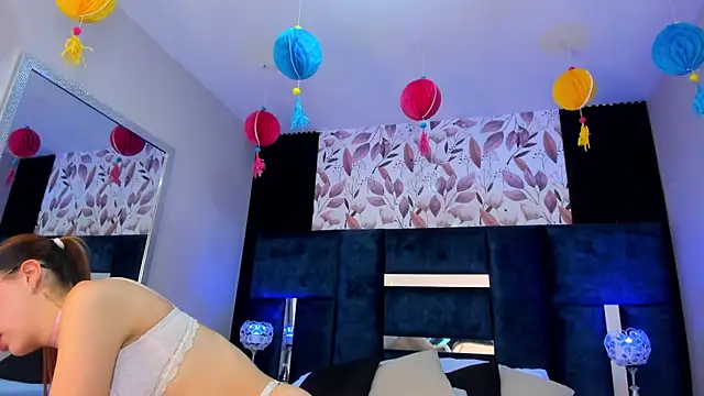 LolaGray__ webcam