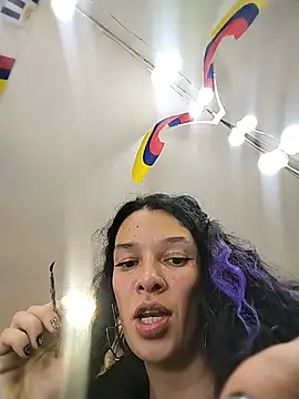 rebekka_simpson live cam on StripChat