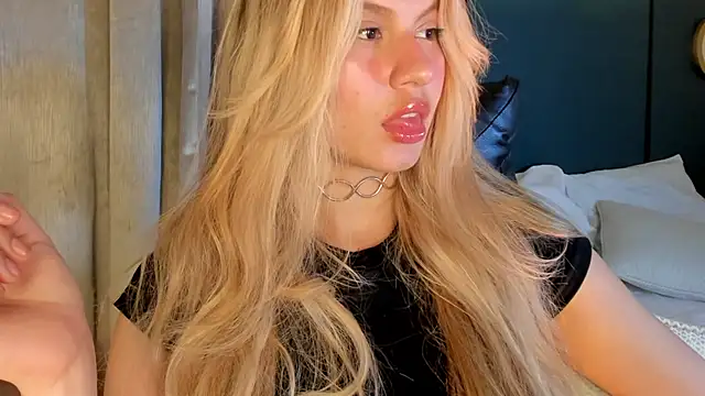 mia_curry live cam on StripChat