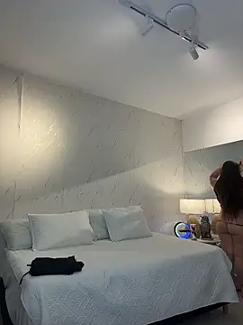 ava_blue live cam on StripChat