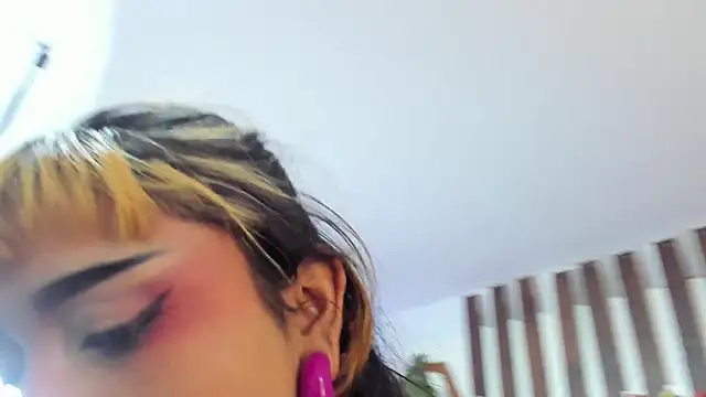 MeowMota_ webcam
