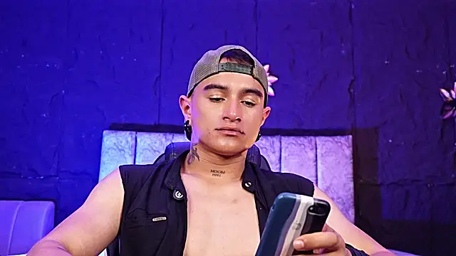 LiamDeep webcam