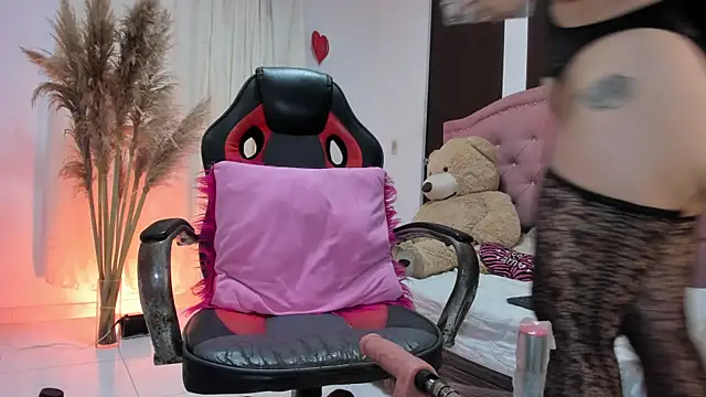 Sophia_hot_lover webcam