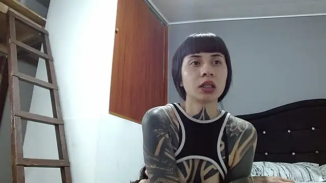 Emilia_1995 webcam