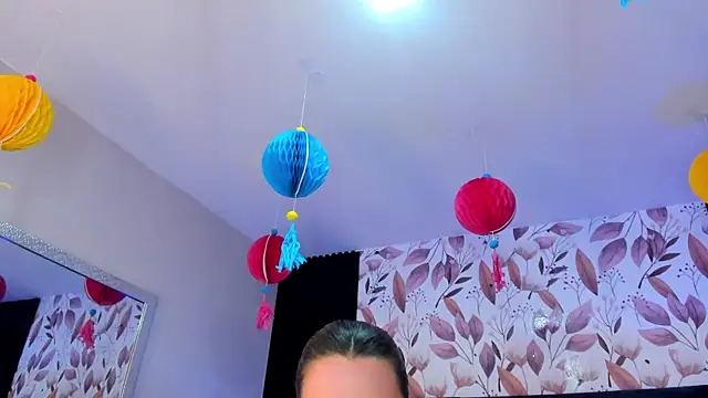 LolaGray__ webcam