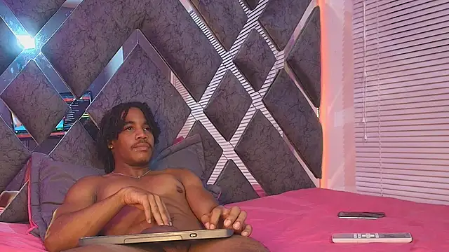 axel_silva4 live cam on StripChat