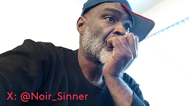 sinnernoir live cam on StripChat