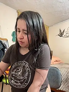 latinfemale webcam