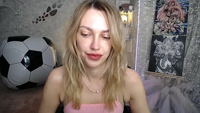 NickyAdamidi webcam
