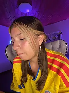 Isabella18_pink webcam