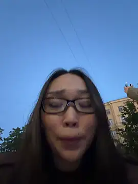 trytomakememoam webcam
