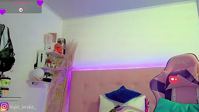 Kylie_brokee webcam