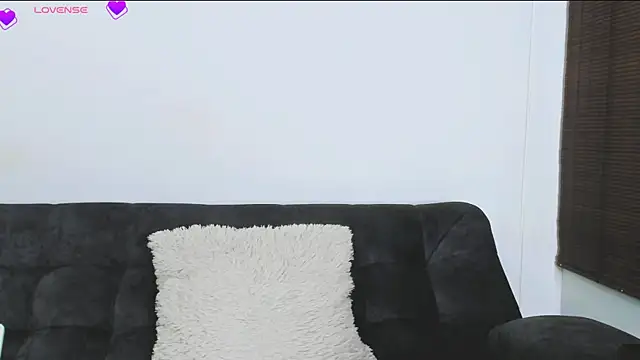 VeronicaTonu webcam