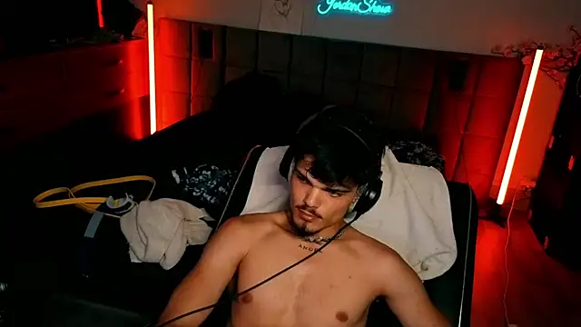 JordanShow webcam