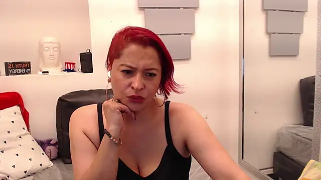 eva_twiss live cam on StripChat