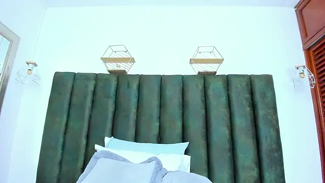 nahomygrey_ webcam