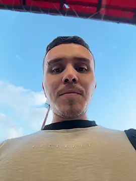 adam-rivera webcam