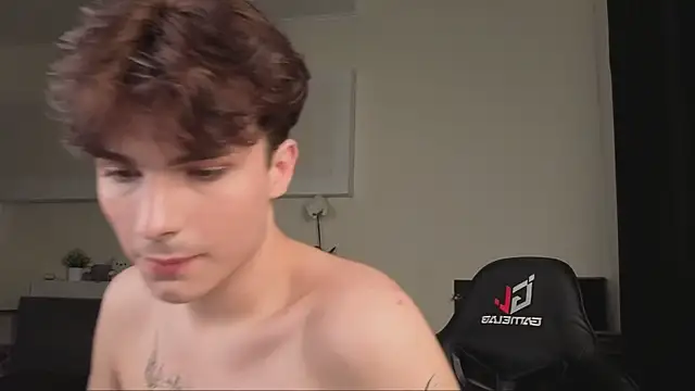 mystic_evan webcam