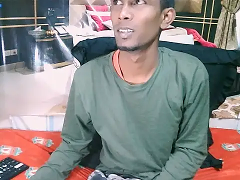 IndianThuggin live sex cam