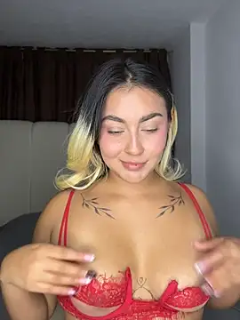 Elina_Hills webcam