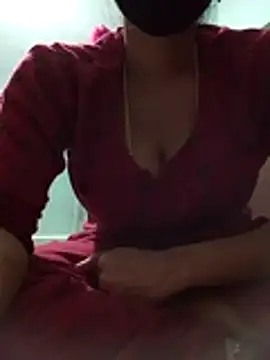 Laddupilla-telugu live cam on StripChat