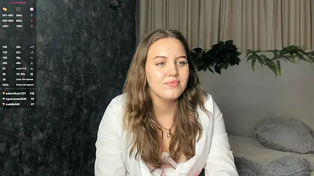 MissBadTiming live cam on StripChat