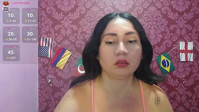 juliana_diaz live cam on StripChat