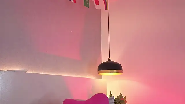 AllisonRoberts_ webcam