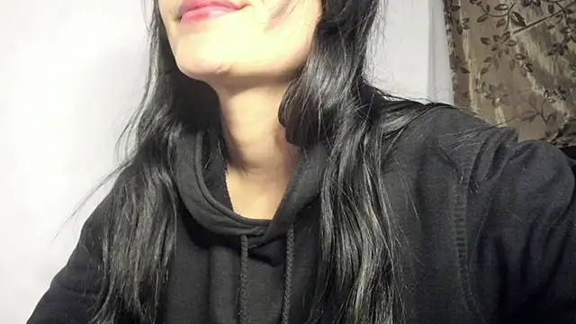 Nathaly_love96 live cam on StripChat